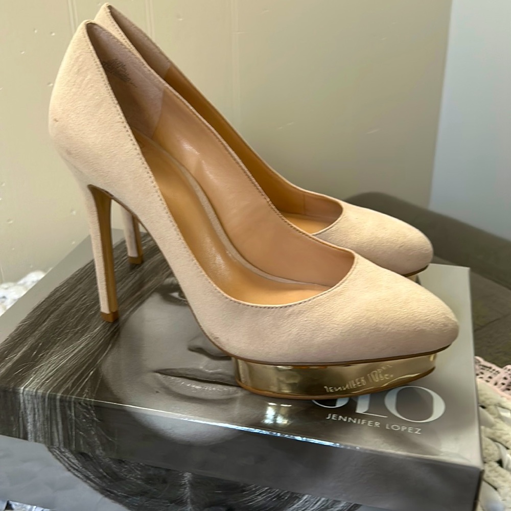 NWIB  JLO Jenifer Lopez plataform heels